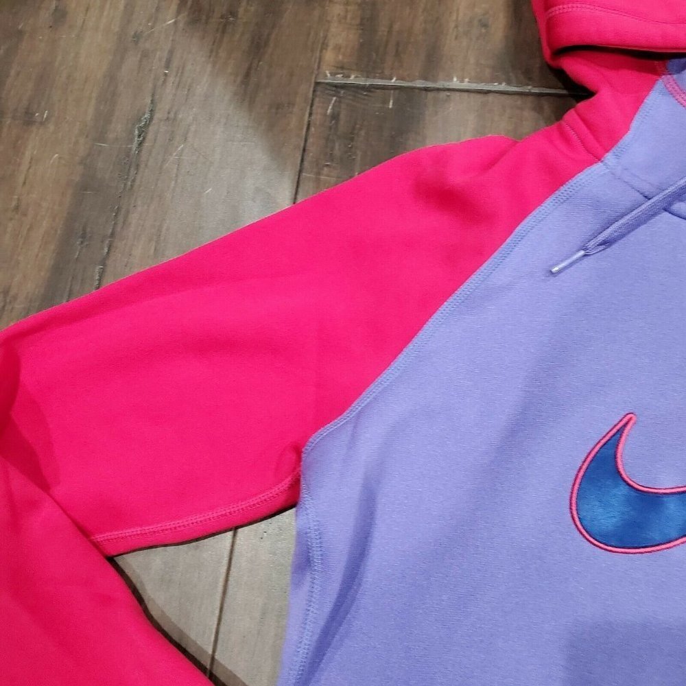 Nike Therma Fit Woman Long Sleeve Pullover Hoodie Sz.Small Purple and Pink - Picture 6 of 11